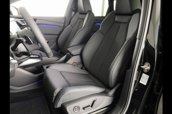 Audi Q4 e-tron 45 quattro S Edition Competition 82 kWh Panoramadak | 360 Camera | Adaptieve cruise control | Sfeerverlichting |