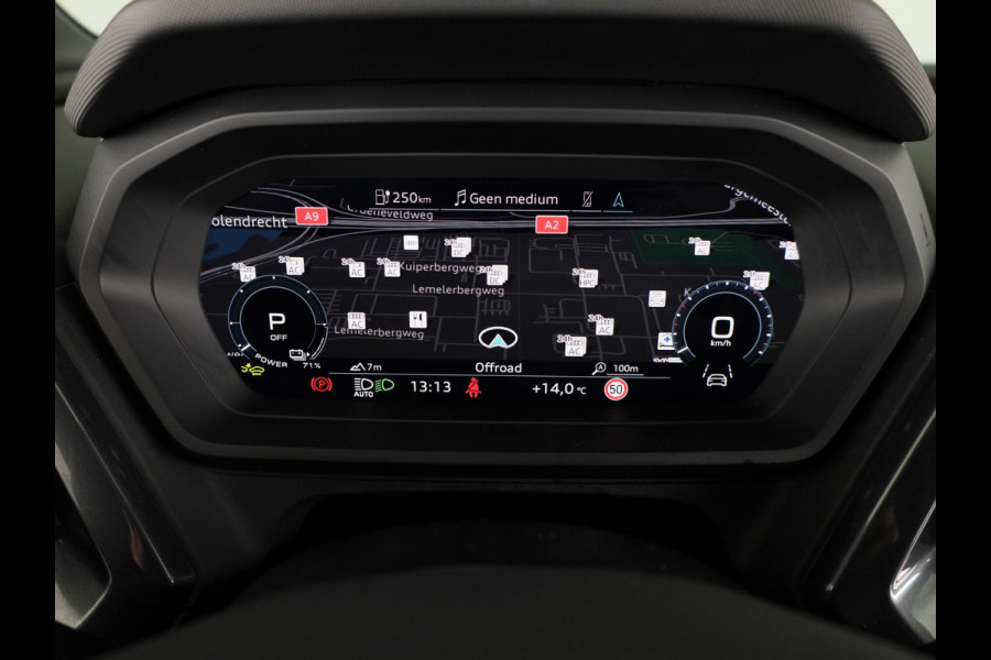 Audi Q4 e-tron 45 quattro S Edition Competition 82 kWh Panoramadak | 360 Camera | Adaptieve cruise control | Sfeerverlichting |