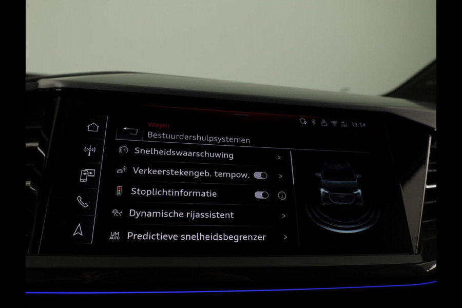Audi Q4 e-tron 45 quattro S Edition Competition 82 kWh Panoramadak | 360 Camera | Adaptieve cruise control | Sfeerverlichting |