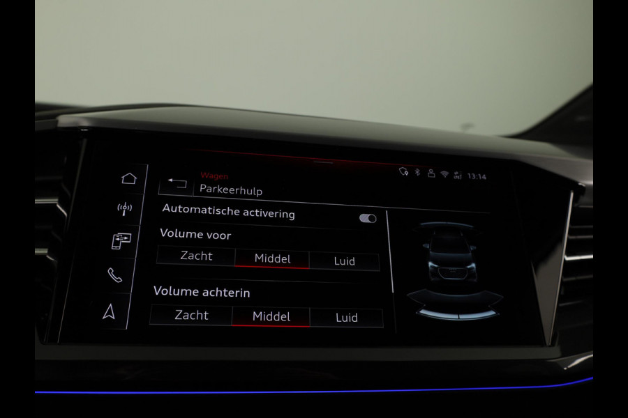 Audi Q4 e-tron 45 quattro S Edition Competition 82 kWh Panoramadak | 360 Camera | Adaptieve cruise control | Sfeerverlichting |