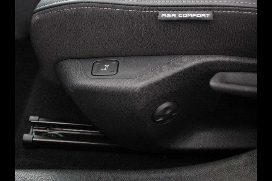 Peugeot 408 1.6 PHEV GT 225pk Automaat Climate control Cruise control LED Parkeersensoren Camera Leder Apple Carplay/ Android Auto Vitual cockpit Lichtmetalen velgen
