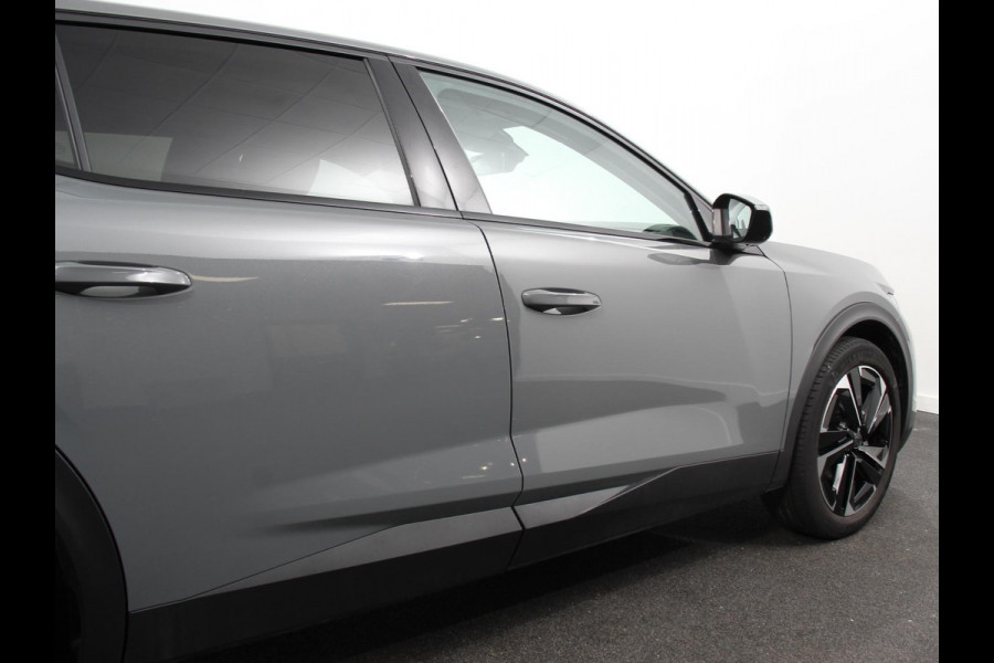 Peugeot 408 1.6 PHEV GT 225pk Automaat Climate control Cruise control LED Parkeersensoren Camera Leder Apple Carplay/ Android Auto Vitual cockpit Lichtmetalen velgen