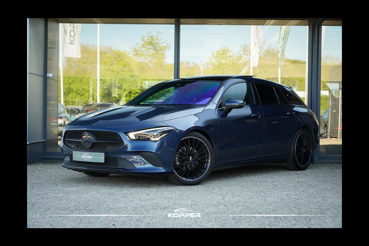 Mercedes-Benz CLA-Klasse Shooting Brake 180 d / Aut / Pano / Sfeerverlichting / Leder