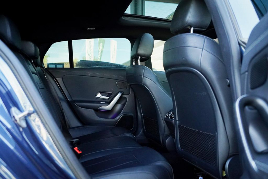 Mercedes-Benz CLA-Klasse Shooting Brake 180 d / Aut / Pano / Sfeerverlichting / Leder