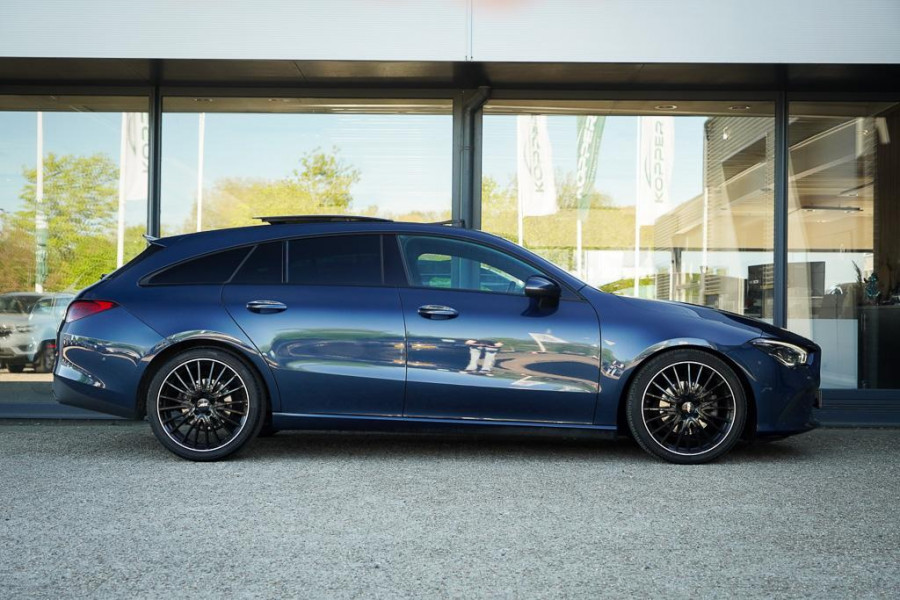 Mercedes-Benz CLA-Klasse Shooting Brake 180 d / Aut / Pano / Sfeerverlichting / Leder