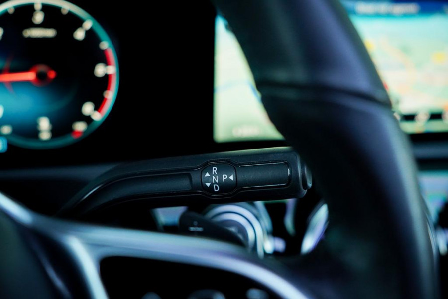 Mercedes-Benz CLA-Klasse Shooting Brake 180 d / Aut / Pano / Sfeerverlichting / Leder