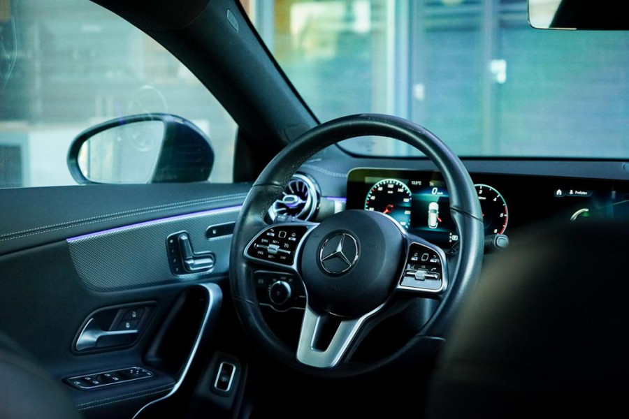 Mercedes-Benz CLA-Klasse Shooting Brake 180 d / Aut / Pano / Sfeerverlichting / Leder