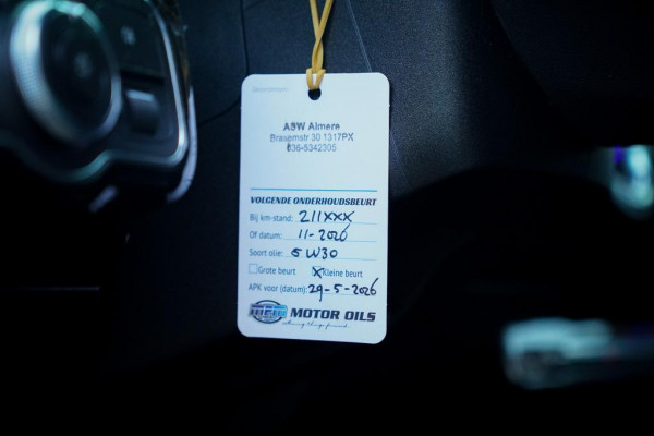 Mercedes-Benz CLA-Klasse Shooting Brake 180 d / Aut / Pano / Sfeerverlichting / Leder