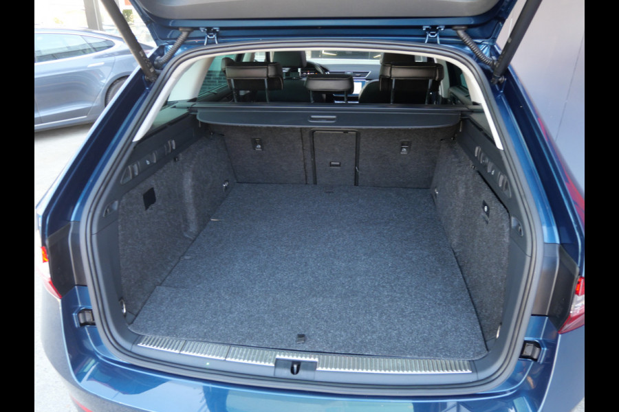 Škoda Superb Combi 1.4 TSI iV STYLE BUSINESS | PANORAMA | LEER | TREKHAAK | PHEV | BTW-AUTO | SOH 85%!!