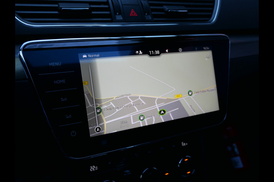 Škoda Superb Combi 1.4 TSI iV STYLE BUSINESS | PANORAMA | LEER | TREKHAAK | PHEV | BTW-AUTO | SOH 85%!!