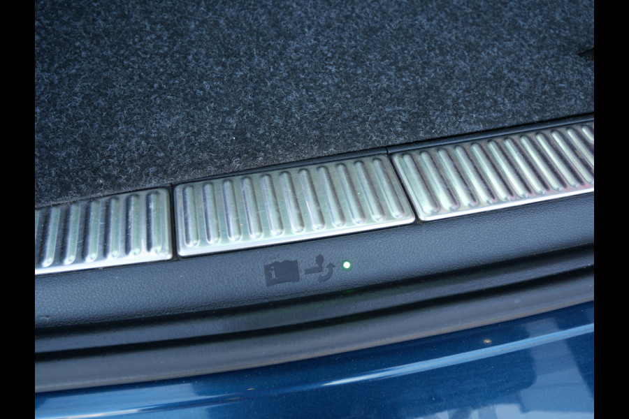 Škoda Superb Combi 1.4 TSI iV STYLE BUSINESS | PANORAMA | LEER | TREKHAAK | PHEV | BTW-AUTO | SOH 85%!!
