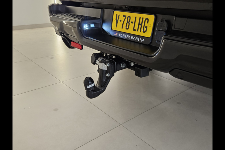 Dodge Ram 5.7 V8 Hemi 4x4 Crew Cab Sport