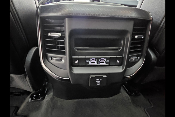 Dodge Ram 5.7 V8 Hemi 4x4 Crew Cab Sport