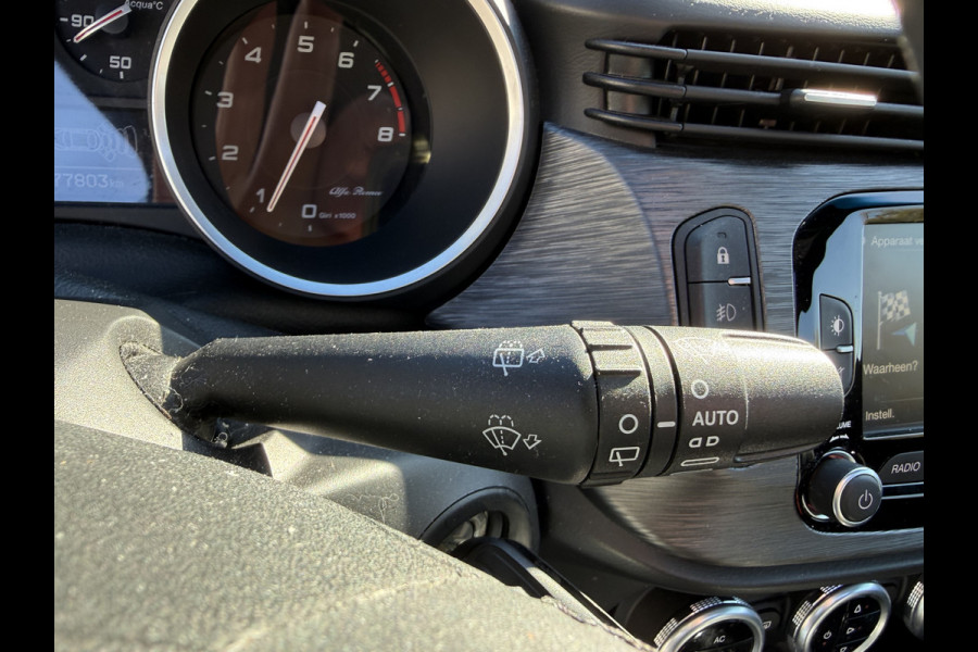 Alfa Romeo Giulietta 1.4 Turbo Sport Super | Leer | Open dak |