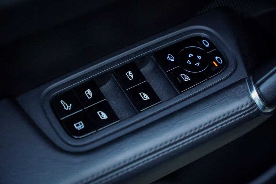 Porsche Cayenne Coupé 3.0 E-Hybrid / Adaptive Cruise / Sportstoelen / Stoelverwarming + Ventilatie / Incl BTW