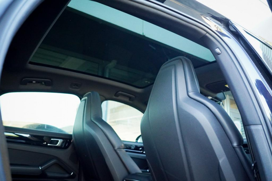 Porsche Cayenne Coupé 3.0 E-Hybrid / Adaptive Cruise / Sportstoelen / Stoelverwarming + Ventilatie / Incl BTW