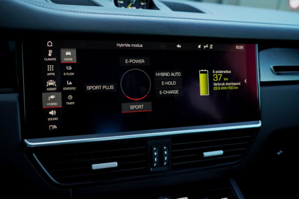 Porsche Cayenne Coupé 3.0 E-Hybrid / Adaptive Cruise / Sportstoelen / Stoelverwarming + Ventilatie / Incl BTW