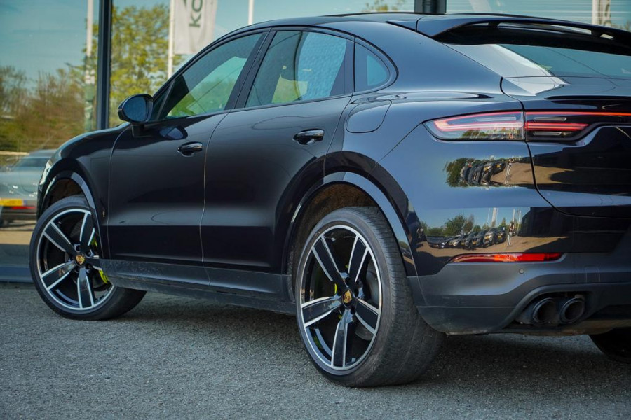 Porsche Cayenne Coupé 3.0 E-Hybrid / Adaptive Cruise / Sportstoelen / Stoelverwarming + Ventilatie / Incl BTW