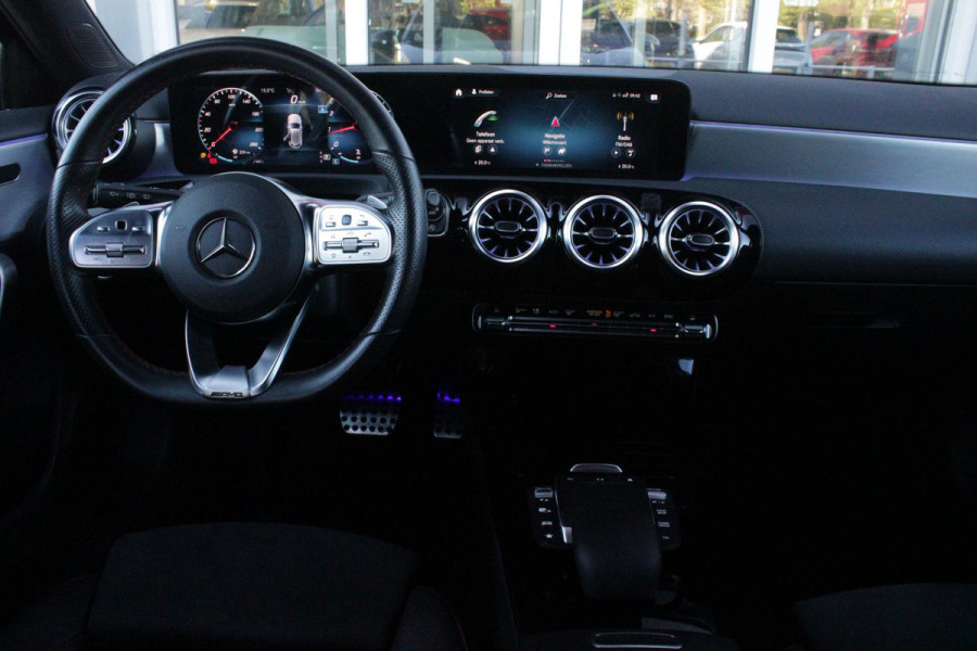 Mercedes-Benz A-Klasse 180 BUSINESS SOLUTION AMG | PANORAMA SCHUIF/KANTEL DAK | SFEER VERLICHTING | ELEKTRISCH VERSTELBARE VOORSTOELEN MET GEHEUGEN FUNCTIE | STOEL VERWARMING OP BEIDE VOORSTOELEN | MULTIBEAM LED KOPLAMPEN | ACHTERUITRIJ CAMERA | APPLE CARPLAY/ANDROID AUTO | NAVIGATIE | KEYLESS GO | CRUISE CONTROL | NIGHT PAKKET | VERKEERSLICHTEN WEERGAVE | 17" LICHTMETALEN VELGEN AMG | HEMELBEKLEDING ZWART | MBUX MULTIMEDIA SYSTEEM | SPORTSTOELEN | PARKEERSENSOREN VOOR + ACHTER |
