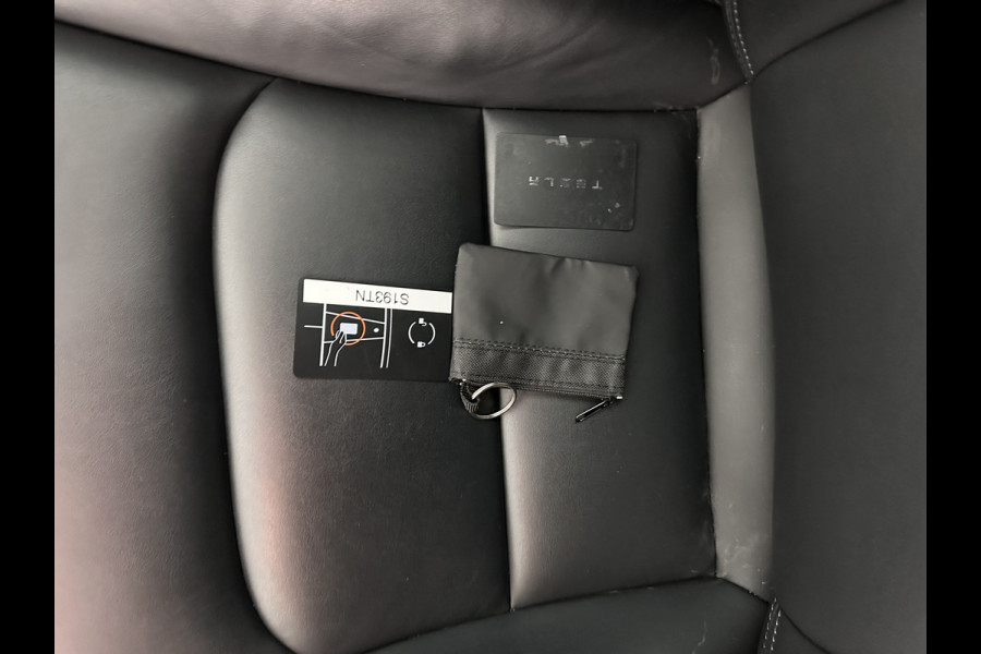 Tesla Model 3 Standard RWD Plus 60 kWh [ 3-Fase-11kW ] {SOH-87%} (INCL-BTW) Aut. *PANO | AUTOPILOT | LEATHER | KEYLESS | FULL-LED | MEMORY-PACK | TOPVIEW | DAB | CARPLAY | DIGI-COCKPIT | LANE-ASSIST | COMFORTSEATS | 19"ALU*