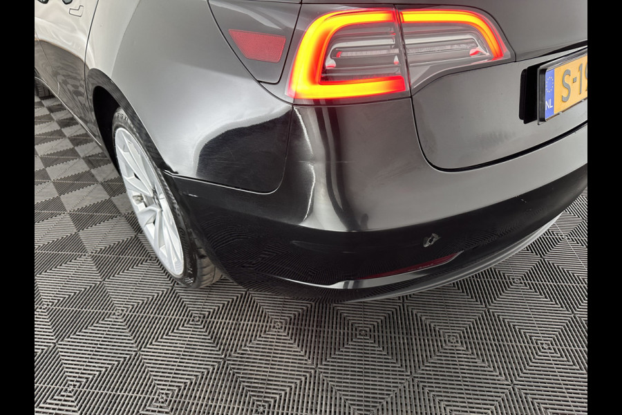 Tesla Model 3 Standard RWD Plus 60 kWh [ 3-Fase-11kW ] {SOH-87%} (INCL-BTW) Aut. *PANO | AUTOPILOT | LEATHER | KEYLESS | FULL-LED | MEMORY-PACK | TOPVIEW | DAB | CARPLAY | DIGI-COCKPIT | LANE-ASSIST | COMFORTSEATS | 19"ALU*