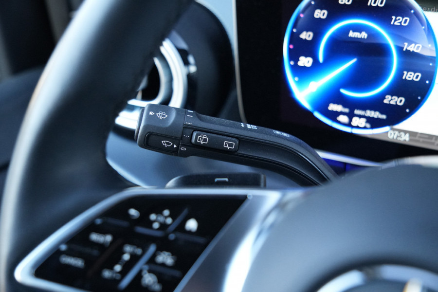 Mercedes-Benz Eqv 300 L2 90kWh 204pk - 2x Schuif - Stoel/Stuurverwarming - Stoelkoeling - Elek Schuifeuren - Blindspot - Multibeam - Rijklaar