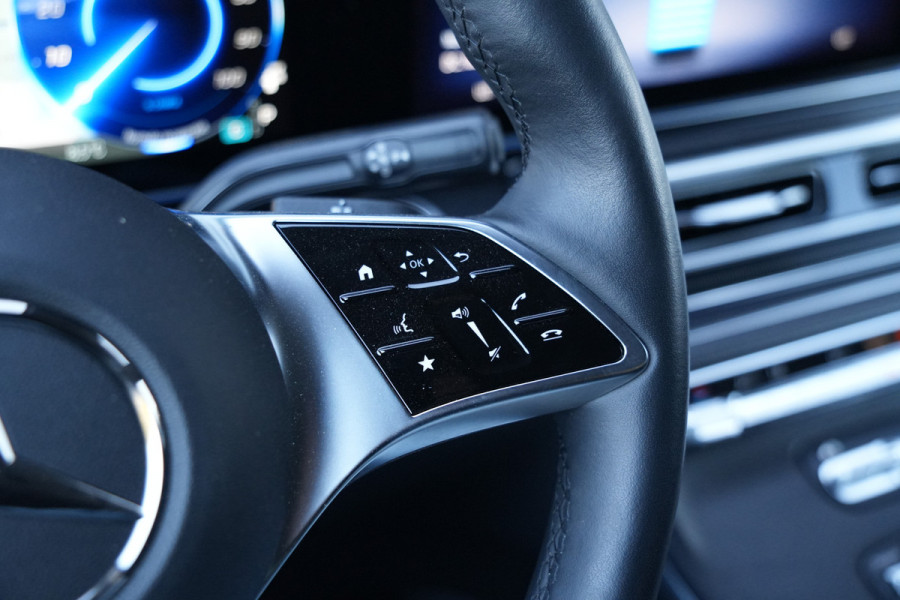 Mercedes-Benz Eqv 300 L2 90kWh 204pk - 2x Schuif - Stoel/Stuurverwarming - Stoelkoeling - Elek Schuifeuren - Blindspot - Multibeam - Rijklaar