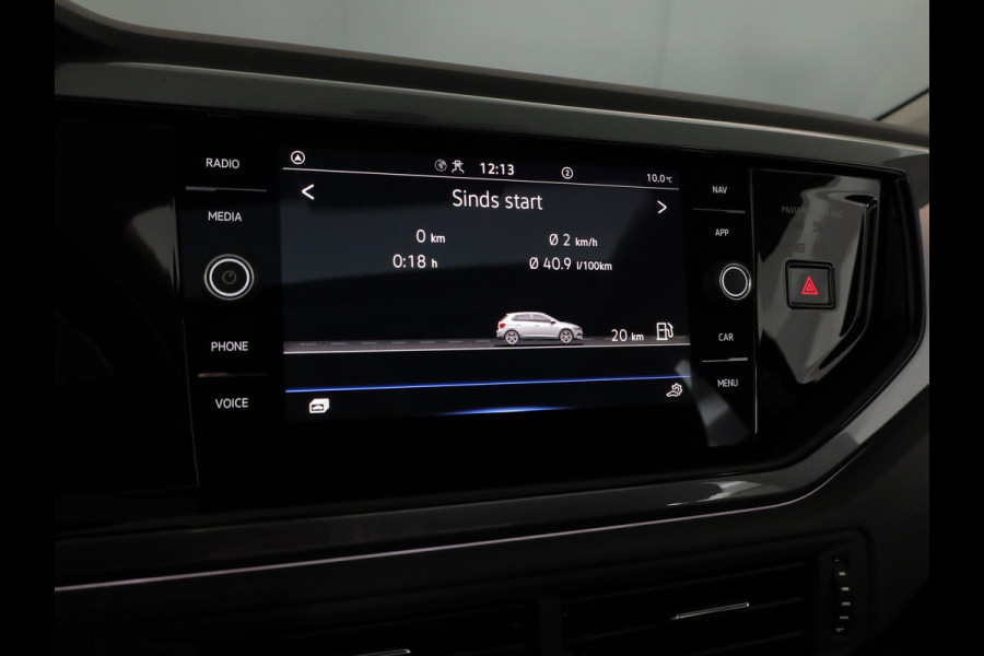 Volkswagen Polo 1.0 TSI Style 95 pk | Navigatie via App | Panoramadak | Parkeersensoren | Matrix LED koplampen | Adaptieve cruise control |
