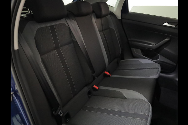 Volkswagen Polo 1.0 TSI Style 95 pk | Navigatie via App | Panoramadak | Parkeersensoren | Matrix LED koplampen | Adaptieve cruise control |