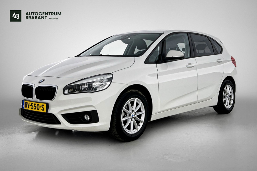 BMW 2 Serie Active Tourer 216i Executive (NAVIGATIE, PARKEERSENSOREN, LED, STUURBEDIENING, GOED ONDERHOUDEN)