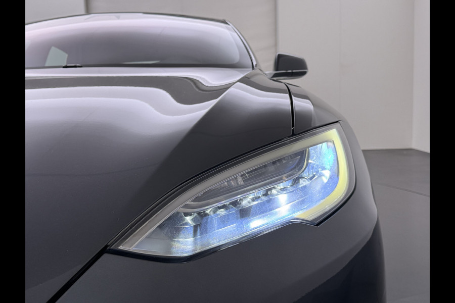 Tesla Model S 75D 476pk 4x4 Leer Pano-Dak AutoPilot Exhanced Intelligente Luchtvering Carbon-afw. El.Stoelen/Geheugen Navi Pdc-A+Voor pakket E 19" 1e eigenaar Orgineel Nederlandse auto, prijs incl BTW 98K nieuw !