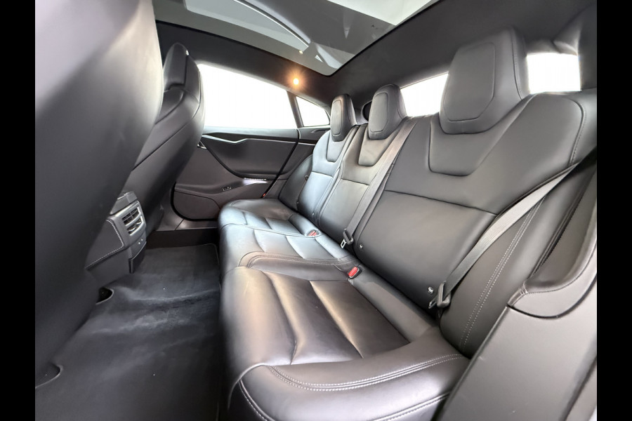 Tesla Model S 75D 476pk 4x4 Leer Pano-Dak AutoPilot Exhanced Intelligente Luchtvering Carbon-afw. El.Stoelen/Geheugen Navi Pdc-A+Voor pakket E 19" 1e eigenaar Orgineel Nederlandse auto, prijs incl BTW 98K nieuw !