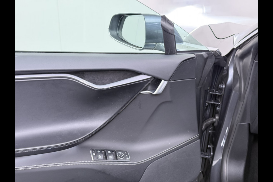 Tesla Model S 75D 476pk 4x4 Leer Pano-Dak AutoPilot Exhanced Intelligente Luchtvering Carbon-afw. El.Stoelen/Geheugen Navi Pdc-A+Voor pakket E 19" 1e eigenaar Orgineel Nederlandse auto, prijs incl BTW 98K nieuw !
