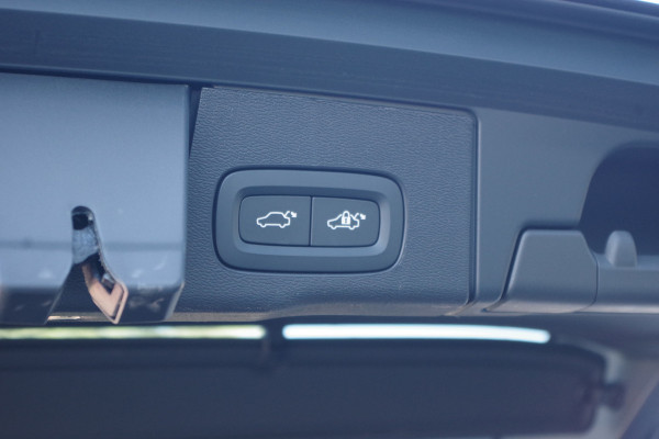 Volvo XC60 2.0 T8 Plug-in-hybrid AWD 456 PK Polestar Engineered, Panoramadak, Trekhaak, B&W Sound, Memory, 360 Camera