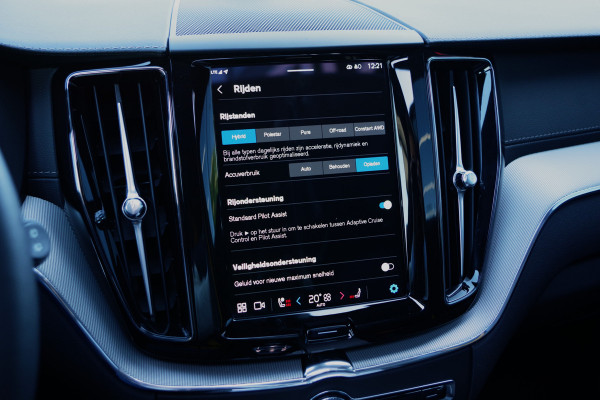 Volvo XC60 2.0 T8 Plug-in-hybrid AWD 456 PK Polestar Engineered, Panoramadak, Trekhaak, B&W Sound, Memory, 360 Camera