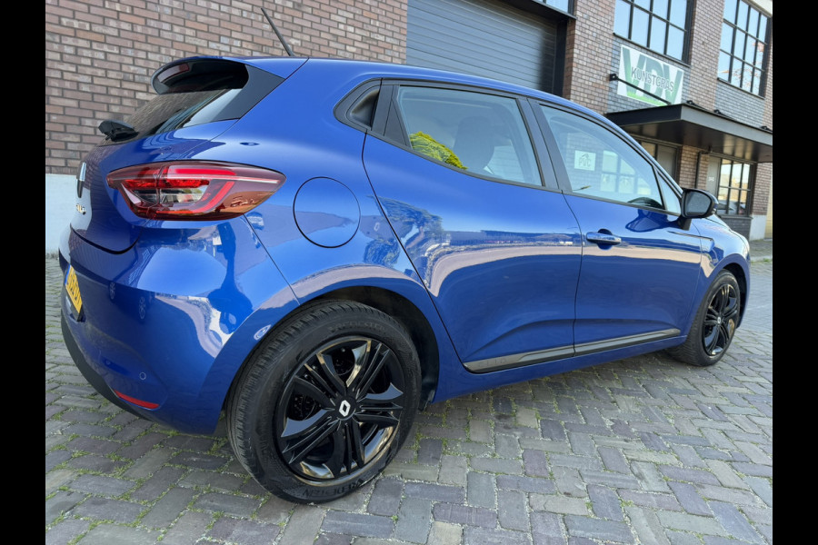 Renault Clio 1.0 TCe / Navigatie / Apple CarPlay - Android / 1e Eigenaar / ALL-Season banden / Cruise Control / PDC met optische w