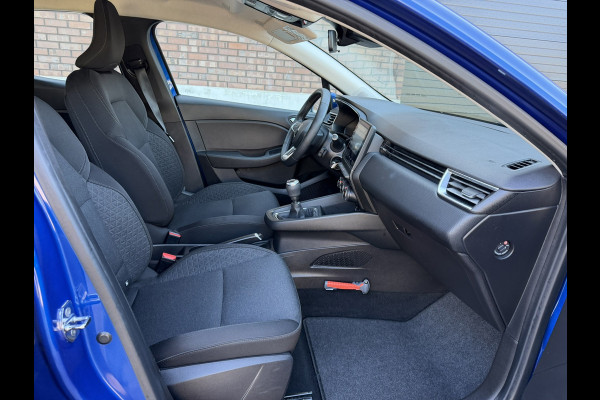 Renault Clio 1.0 TCe / Navigatie / Apple CarPlay - Android / 1e Eigenaar / ALL-Season banden / Cruise Control / PDC met optische w