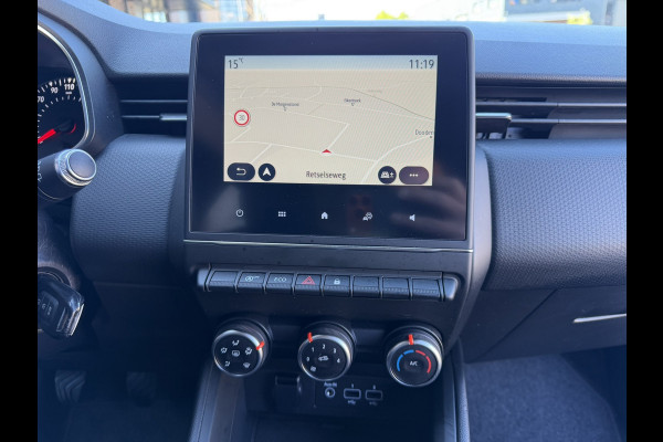 Renault Clio 1.0 TCe / Navigatie / Apple CarPlay - Android / 1e Eigenaar / ALL-Season banden / Cruise Control / PDC met optische w