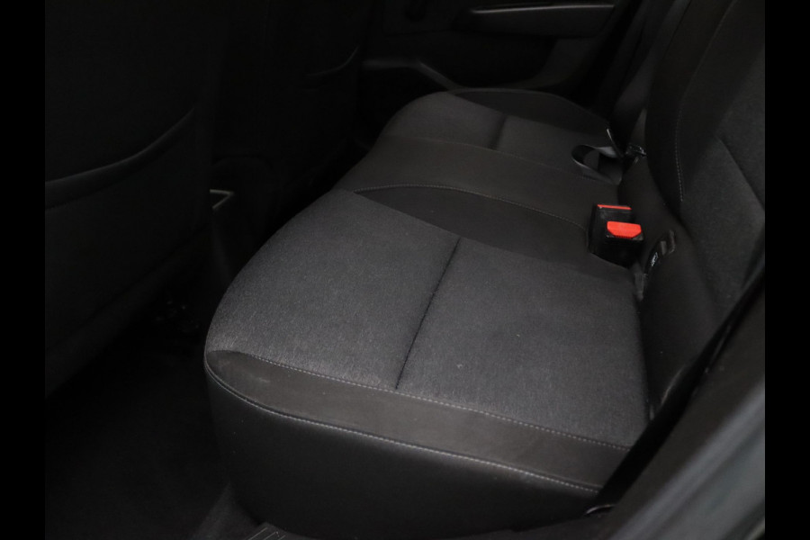 Renault Clio TCe Zen 90pk Airco | Cruise | Navi | Parkeersens. achter