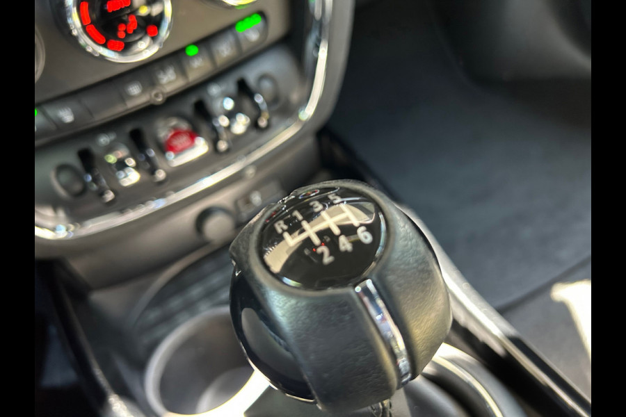 MINI Clubman 1.5 Cooper 136PK Apple Carplay NL-Auto Rijklaarprijs!