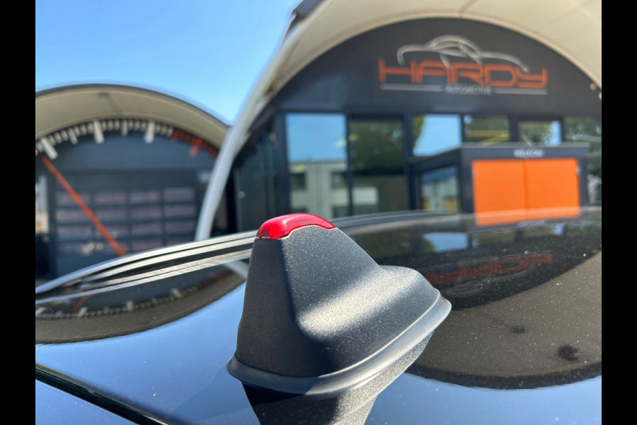 MINI Clubman 1.5 Cooper 136PK Apple Carplay NL-Auto Rijklaarprijs!