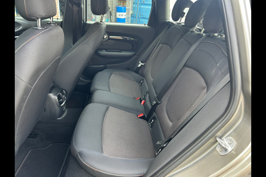 MINI Clubman 1.5 Cooper 136PK Apple Carplay NL-Auto Rijklaarprijs!