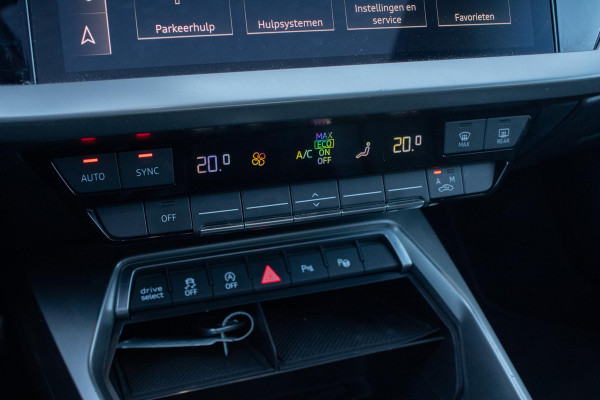 Audi A3 Sportback 35 TFSI S Line PANO LEDER CAMERA KEYLESS ACC