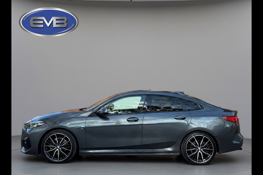 BMW 2 Serie Gran Coupé 218i AUTOMAAT M- Sport pakket, panoramadak,stoelverwarming, adaptief cruise controle, 19 inch
