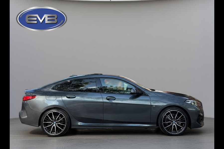 BMW 2 Serie Gran Coupé 218i AUTOMAAT M- Sport pakket, panoramadak,stoelverwarming, adaptief cruise controle, 19 inch