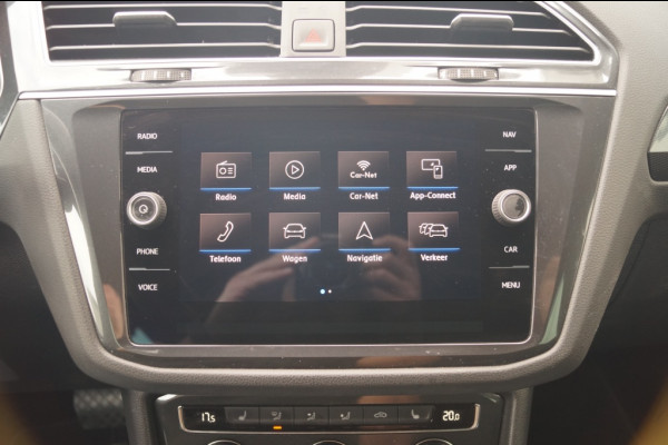 Volkswagen Tiguan 1.5 TSI 150pk DSG R-Line Highline Business -PANO-LED-ECC-