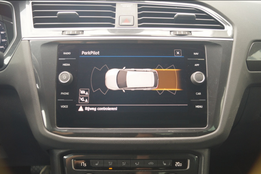 Volkswagen Tiguan 1.5 TSI 150pk DSG R-Line Highline Business -PANO-LED-ECC-