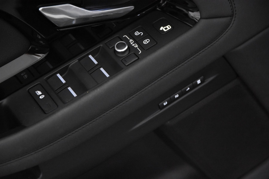 Land Rover Range Rover Evoque 1.5 P300e AWD R-Dynamic SE *Panoramadak*