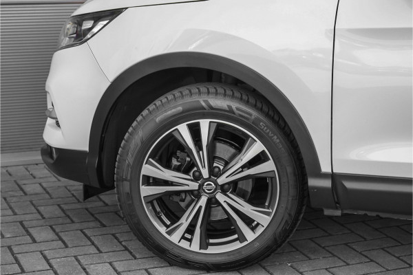 Nissan QASHQAI 1.3 DIG-T N-Connecta Pano Automaat 360° 18"
