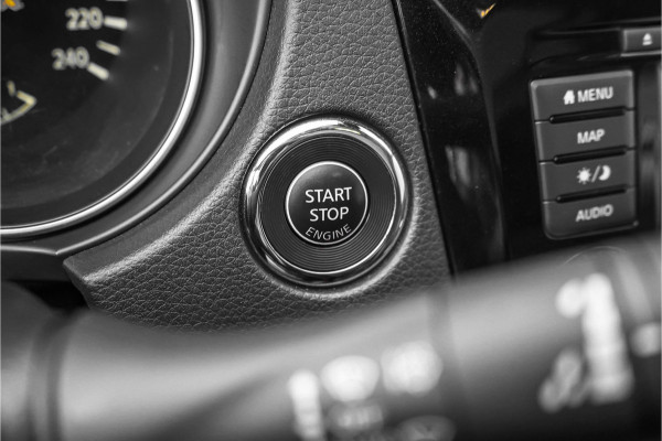 Nissan QASHQAI 1.3 DIG-T N-Connecta Pano Automaat 360° 18"